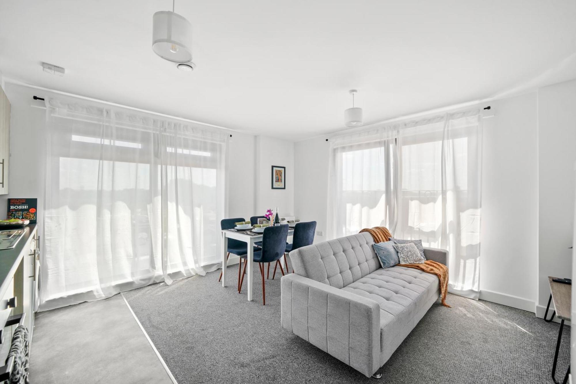 One And Two Bed Apartments Slough Near Heathrow Colnbrook Eksteriør billede