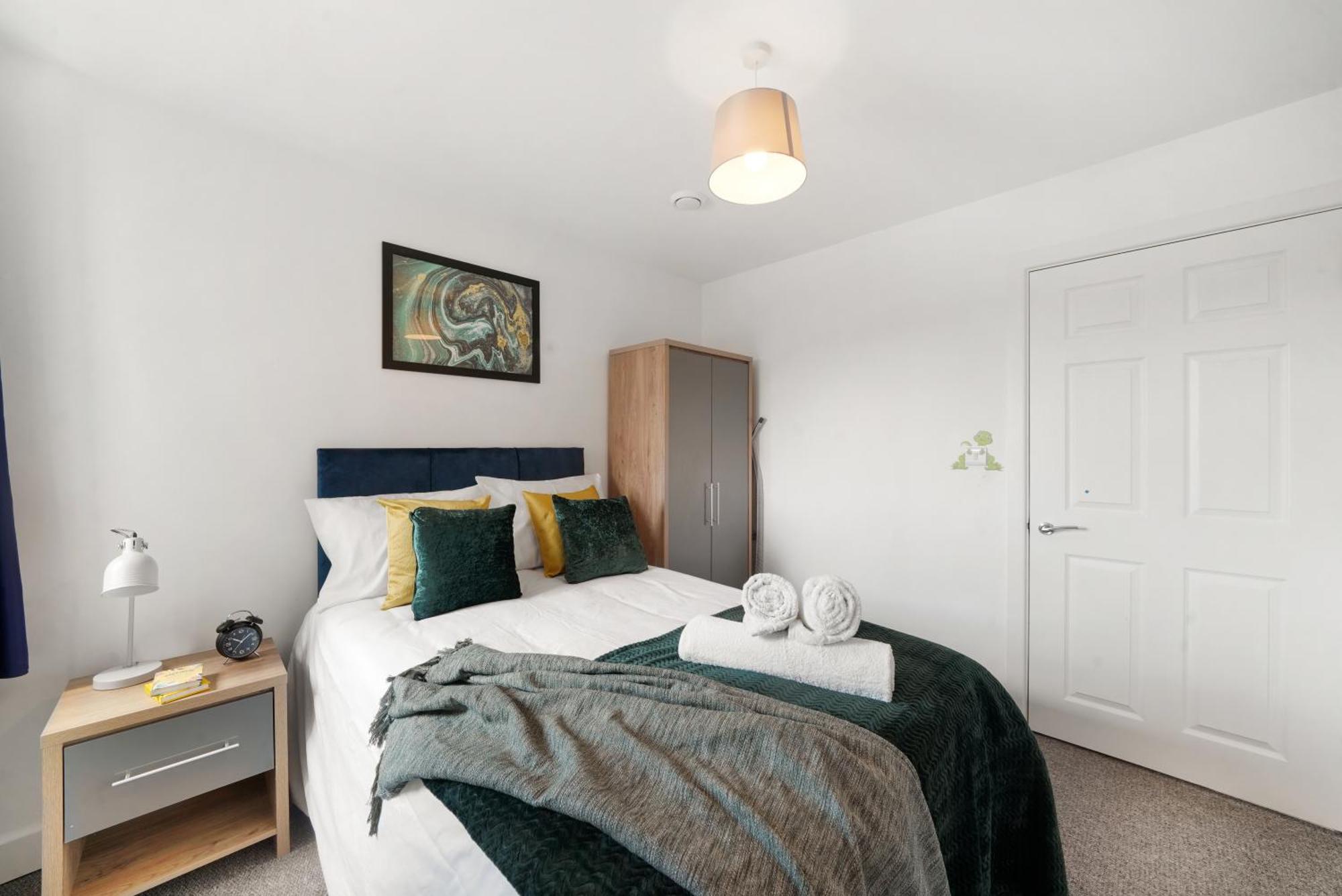 One And Two Bed Apartments Slough Near Heathrow Colnbrook Eksteriør billede